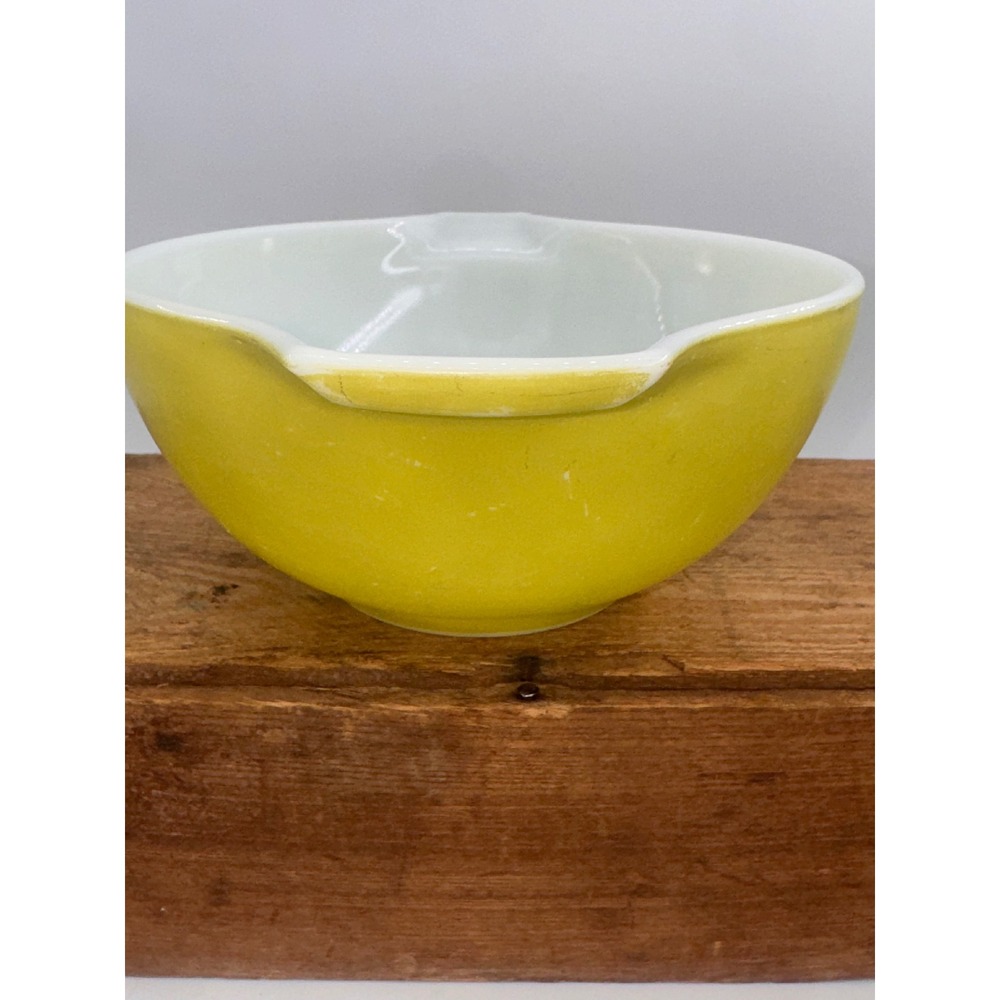 Vintage Pyrex Cinderella Primary‎ Colors Nesting Bowls Set 442 441 2 Piece Lot - Picture 7 of 16